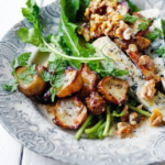 Artichoke and gorgonzola braai salad